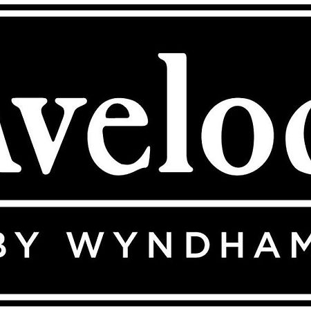 Travelodge By Wyndham Fort Scott Exterior photo